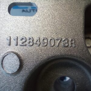 Soporte Motor Derecho Original – Duster